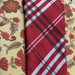 Burberry classic red silver black embossed tie